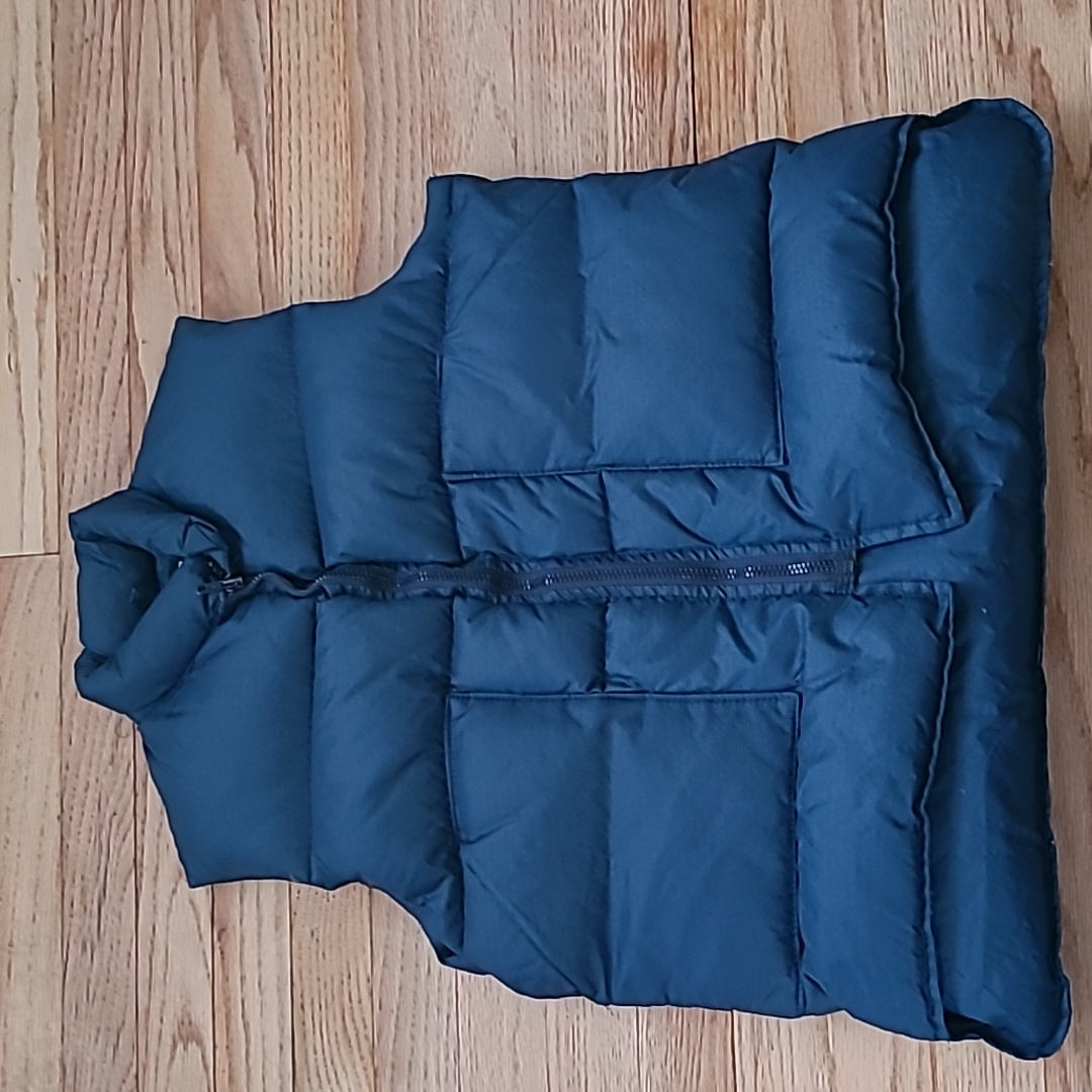 Vintage '70s Down Slope Artic Collection Womens Down Vest. Made In Usa